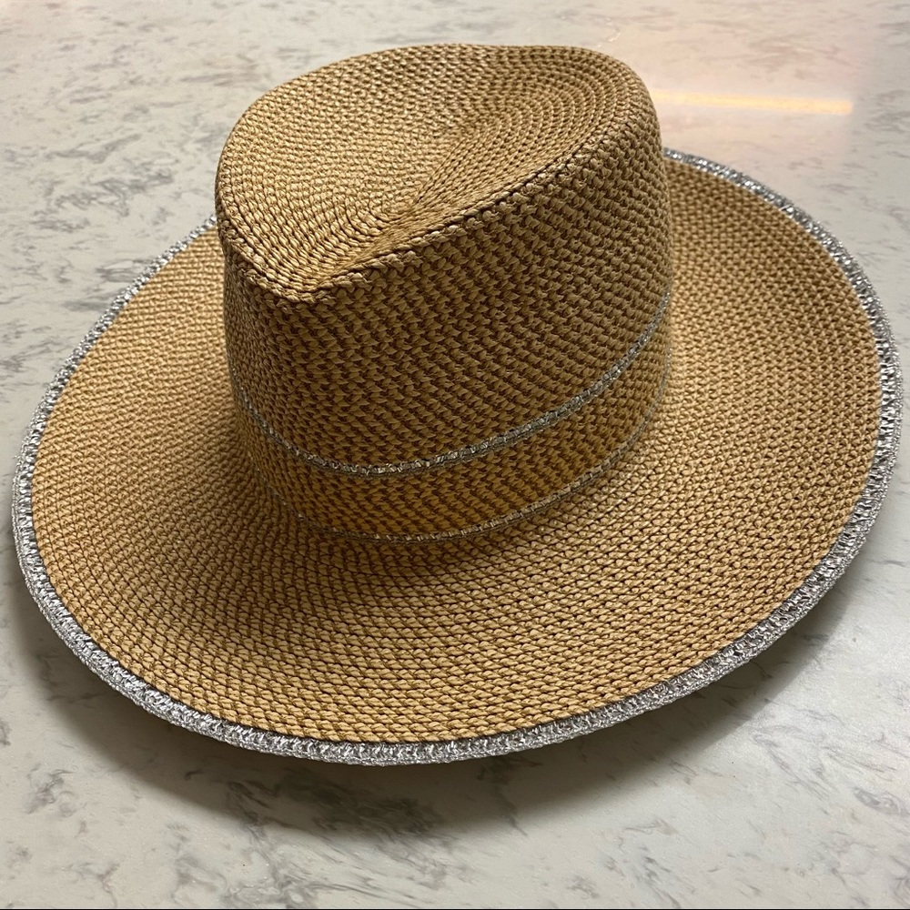 Eric Javits Georgia Fedora Peanut/Silver 125 FIRM